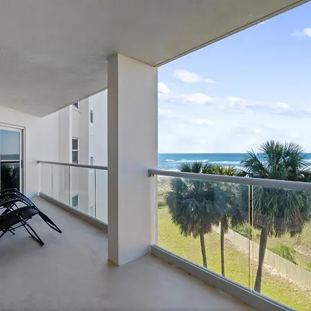Regency Towers Unit 406W Villa